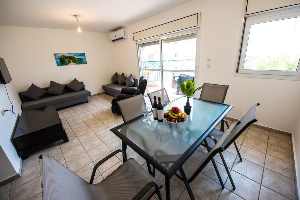 C Class Apartment Eilat Exterior foto